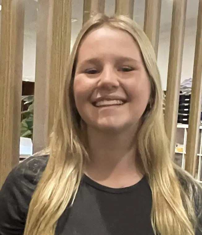 Holly-Sturmann_Umbrella-Legal