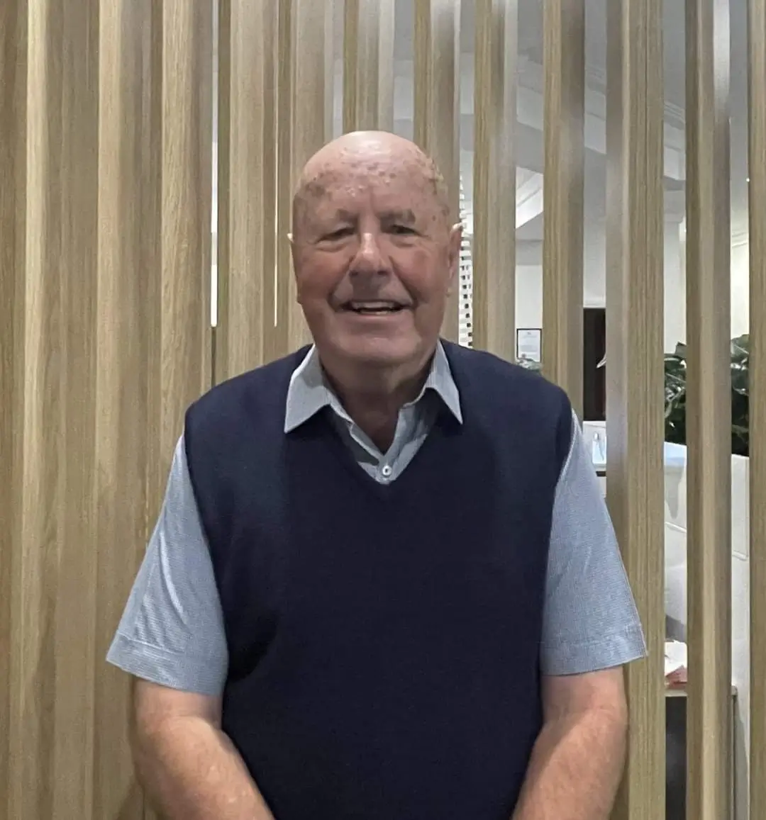 Peter-Moore_Umbrella-Legal